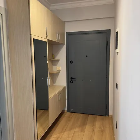Akyuz 4 Kusadası