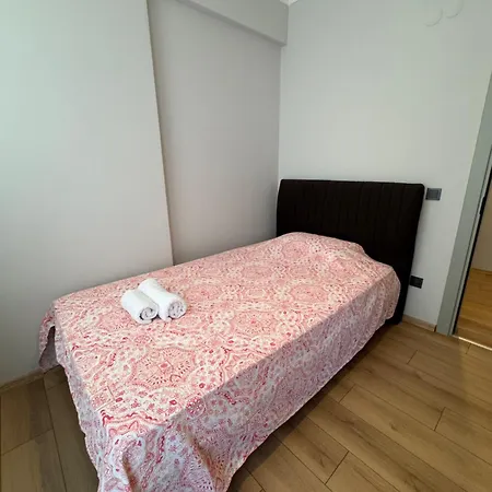Akyuz 4 Appartement Kusadası